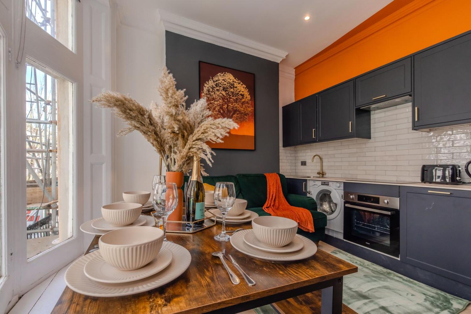 2 Bedroom Flat Next To Brighton Station & Beach I Sleep 8 Guests Ngoại thất bức ảnh