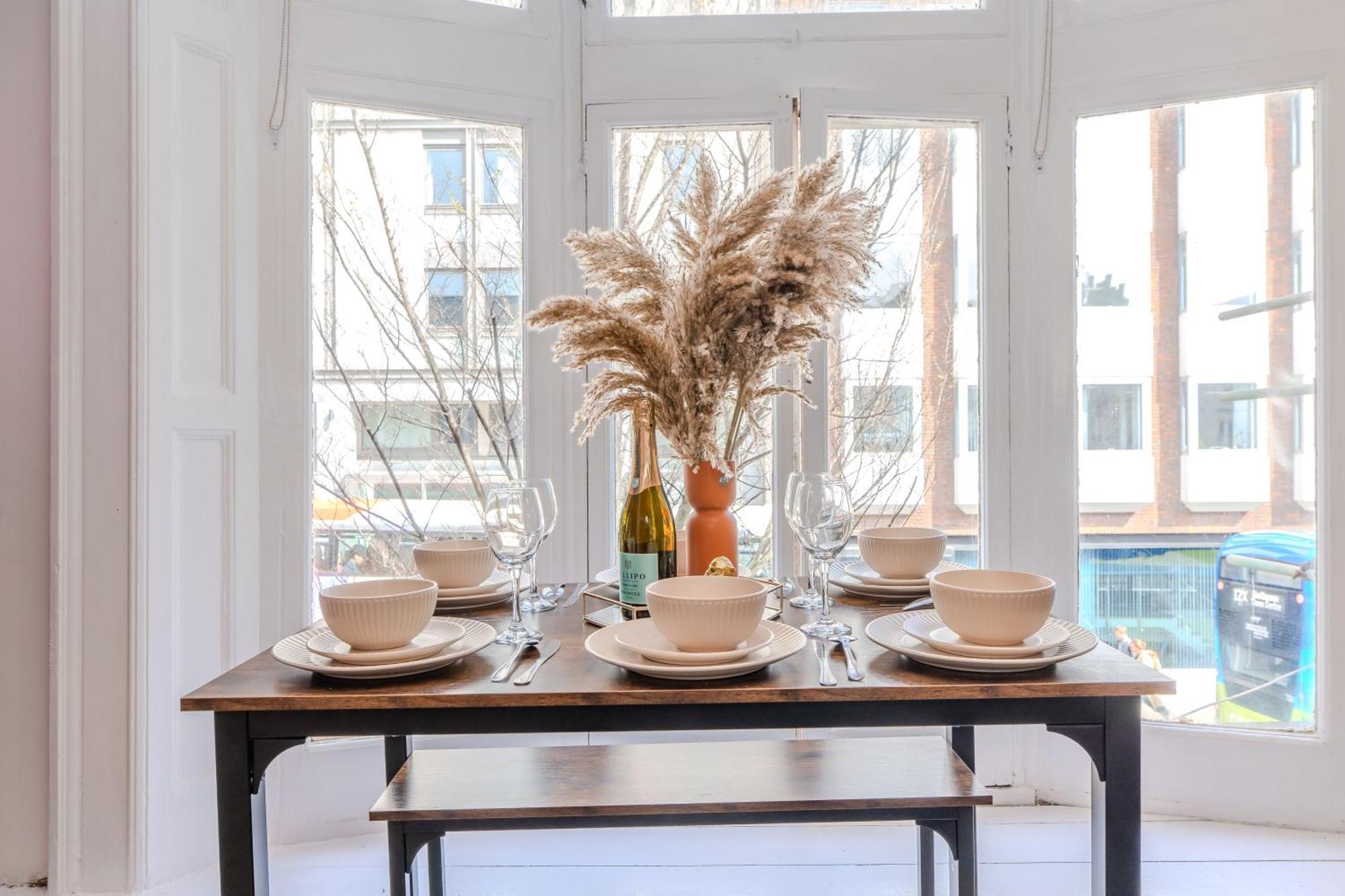 2 Bedroom Flat Next To Brighton Station & Beach I Sleep 8 Guests Ngoại thất bức ảnh